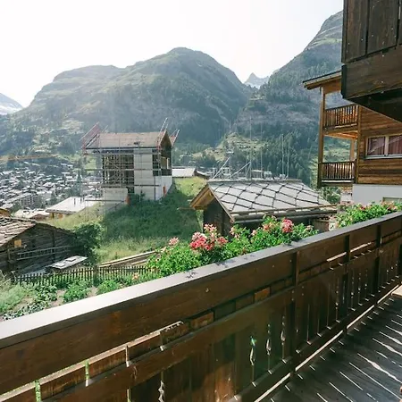 アパート Rustic For 2 -4 Persons ツェルマット